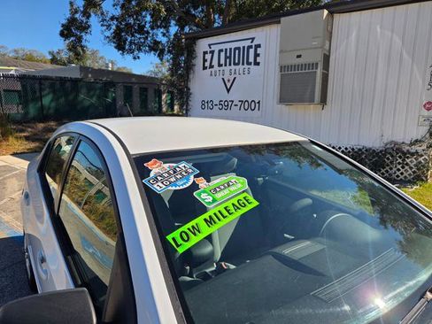 Used 2011 Nissan Sentra 2.0 image 3