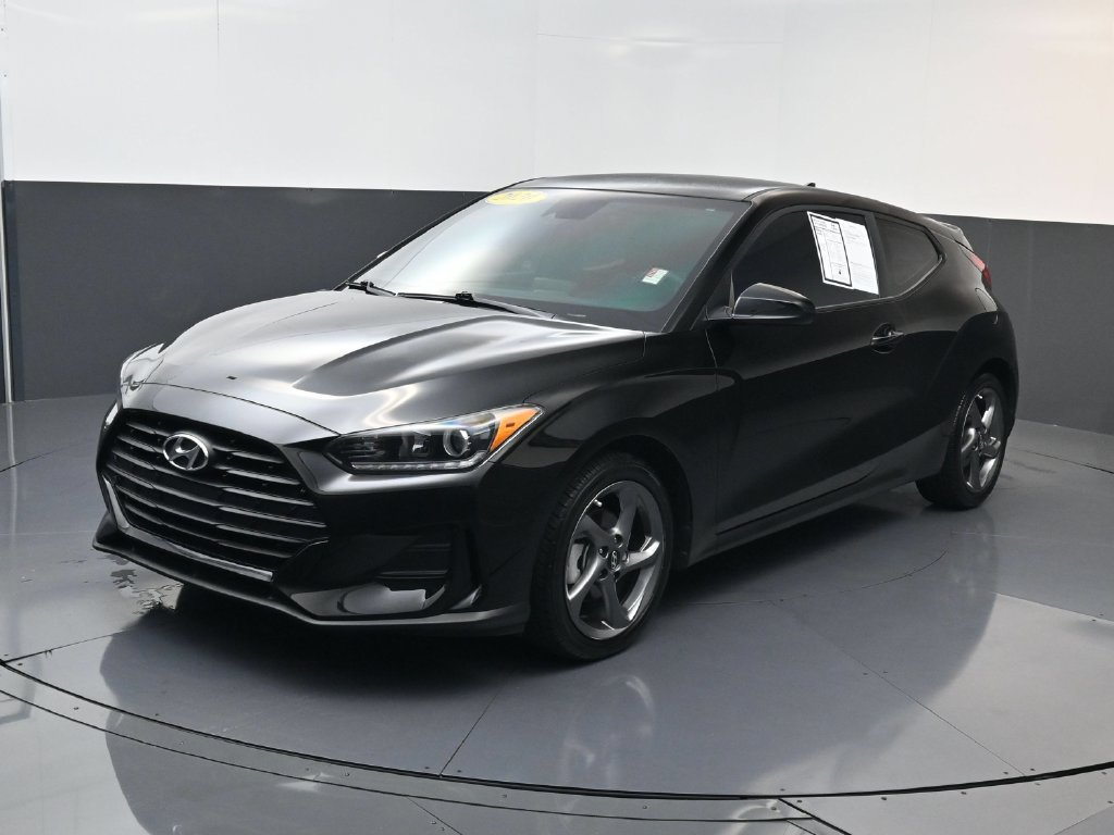 Used 2020 Hyundai Veloster 2.0 FWD image 2