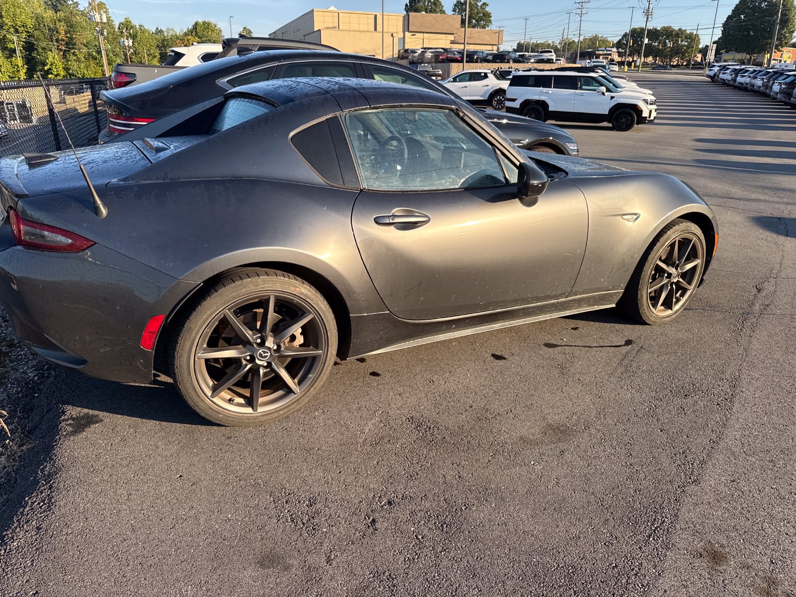 Used 2018 MAZDA MX-5 Miata RF Club RWD image 5