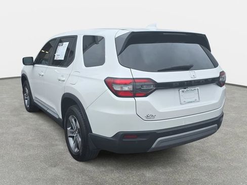Used 2023 Honda Pilot EX-L image 7