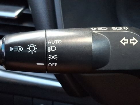 Used 2021 Nissan Rogue SV w/ Premium Package AWD/4WD image 27