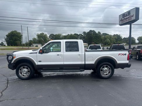 Used 2015 Ford F250 King Ranch w/ FX4 Off-Road Package image 9
