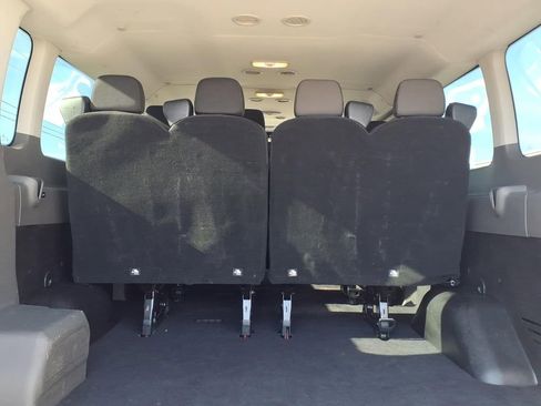 Used 2020 Ford Transit 350 XLT RWD image 9