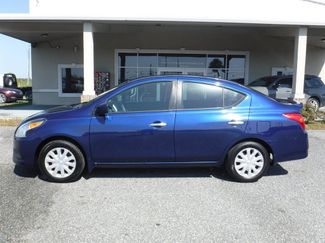 Used 2018 Nissan Versa SV image 1