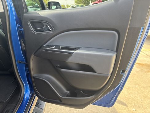 Used 2018 Chevrolet Colorado Z71 AWD/4WD image 15