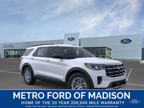 New 2026 Ford Explorer Active image 8