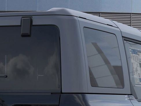 New 2025 Ford Bronco Badlands image 25