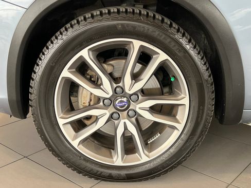 Used 2018 Volvo V60 T5 Cross Country AWD/4WD image 25