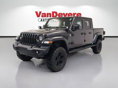 Used 2020 Jeep Gladiator Sport w/ Quick Order Package 24S AWD/4WD image 5