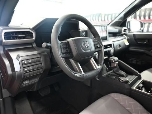 New 2026 Toyota Tacoma SR5 AWD/4WD image 22