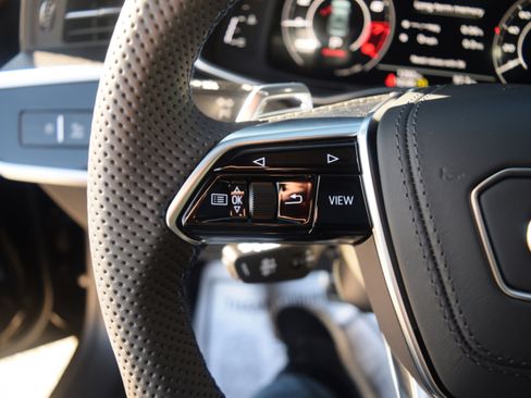 Used 2025 Audi RS 7 Performance AWD/4WD image 6