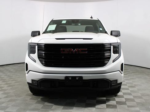 Used 2026 GMC Sierra 1500 Elevation w/ Elevation Select Package AWD/4WD image 5