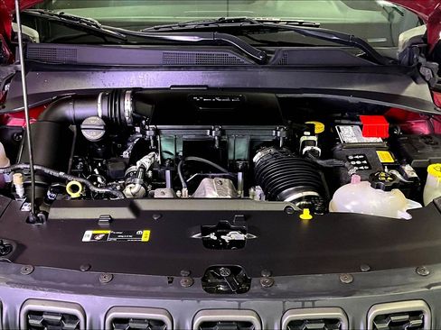 Used 2025 Jeep Compass Trailhawk AWD/4WD image 29