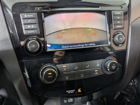 Used 2021 Nissan Rogue Sport S FWD image 24