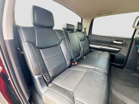 Used 2018 Toyota Tundra SR5 w/ SR5 Upgrade Package RWD image 29