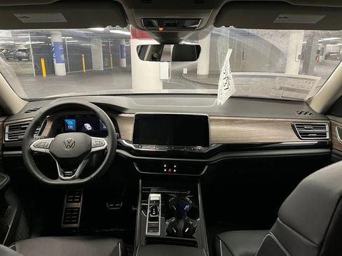 New 2026 Volkswagen Atlas SEL Premium R-Line image 7