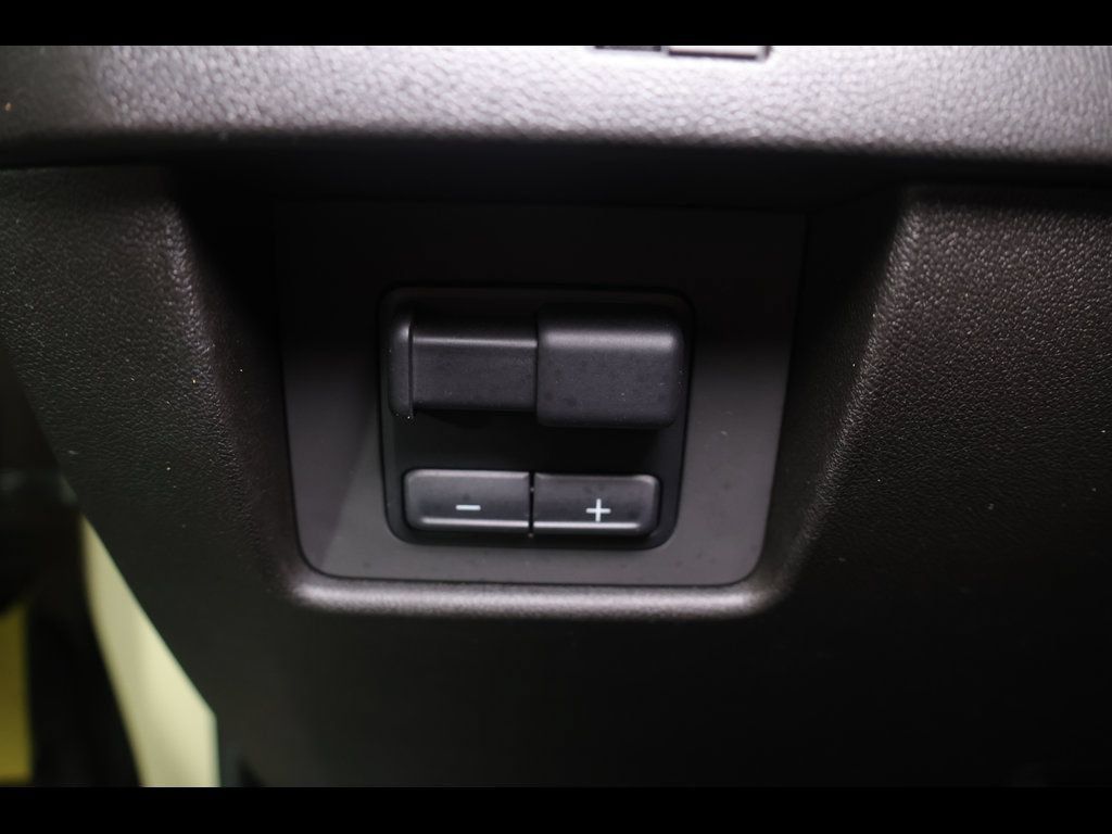 Used 2024 Chevrolet Colorado W/T w/ Safety Package RWD image 29