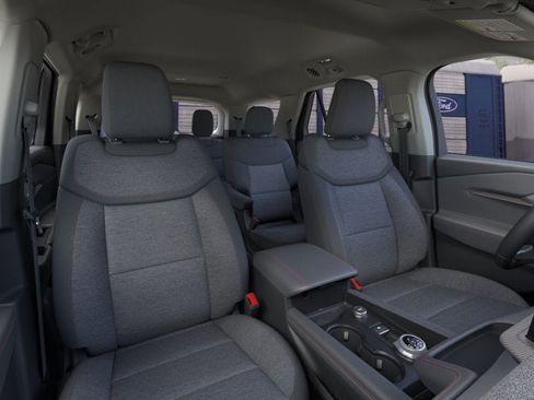 New 2026 Ford Explorer Active AWD/4WD image 10