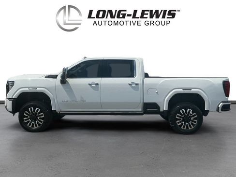 Used 2024 GMC Sierra 2500 Denali Ultimate AWD/4WD image 2