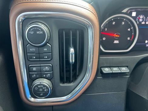 Used 2022 Chevrolet Silverado 3500 High Country w/ LPO, Hitch Package AWD/4WD image 20