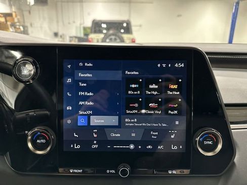 Used 2025 Lexus RX 350 FWD w/ Technology Package image 16