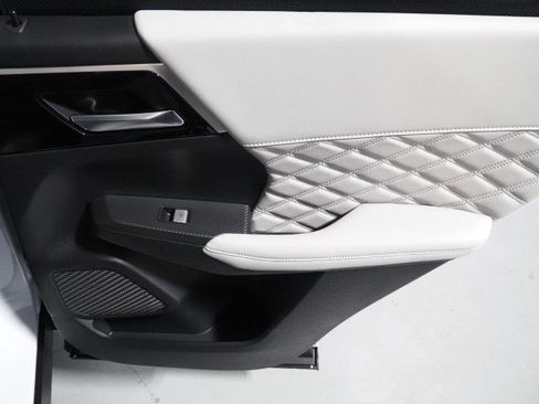 Used 2025 Mitsubishi Outlander SEL image 70