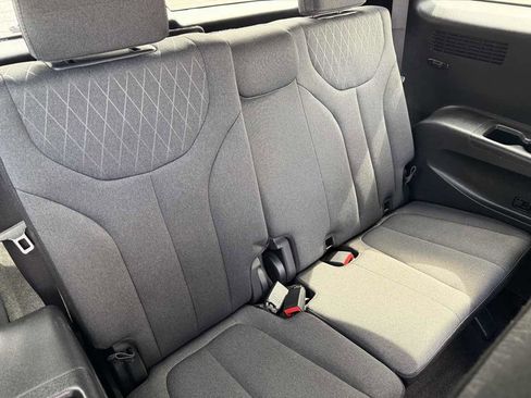 Used 2020 Hyundai Palisade SEL w/ Convenience Package image 16