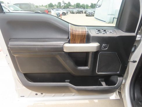 Used 2019 Ford F150 Lariat AWD/4WD image 25