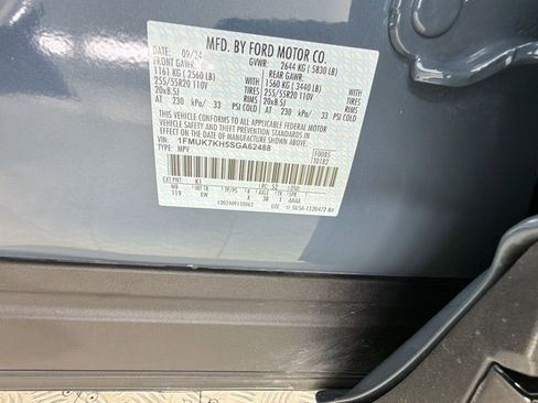 Certified 2025 Ford Explorer ST-Line RWD image 19