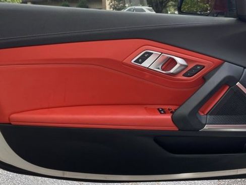 Used 2020 BMW Z4 sDrive30i w/ M Sport Package image 18