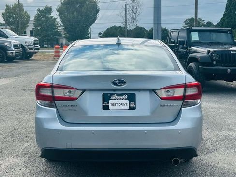 Used 2021 Subaru Impreza 2.0i Limited image 5