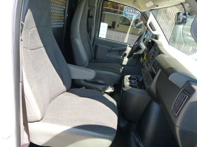 Used 2024 GMC Savana 2500 w/ Driver Convenience Package RWD image 24
