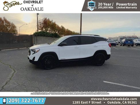 Certified 2021 GMC Terrain SLT w/ Infotainment Package II image 6