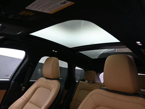 Certified 2023 Lincoln Corsair Reserve w/ Equipment Group 202A AWD/4WD image 20