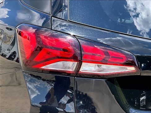 Used 2022 Chevrolet Equinox LT AWD/4WD image 26