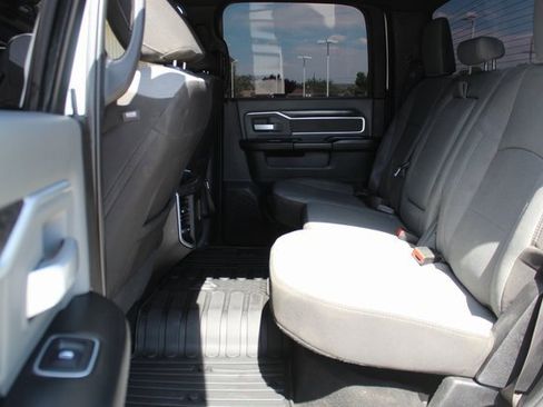 Used 2023 RAM 2500 Big Horn w/ Level 1 Equipment Group image 20