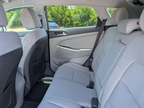 Used 2020 Hyundai Tucson SE FWD image 14