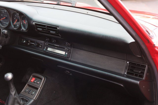 Used 1998 Porsche 911 GT3 RS image 39