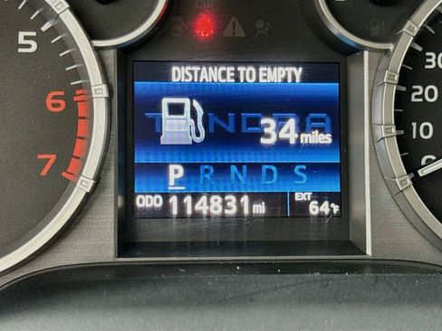 Used 2015 Toyota Tundra SR5 AWD/4WD image 18