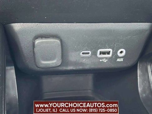 Used 2021 Chevrolet TrailBlazer LT image 19