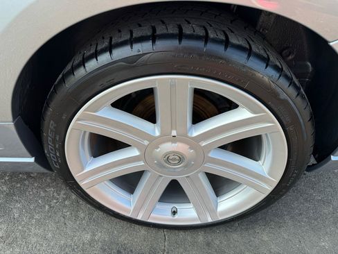 Used 2005 Chrysler Crossfire Limited RWD image 22