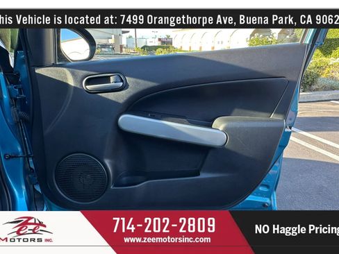 Used 2012 MAZDA MAZDA2 Sport FWD image 25