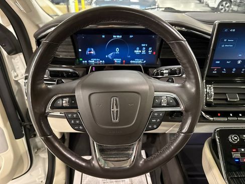 Certified 2024 Lincoln Navigator L Black Label AWD/4WD image 11