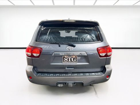 Used 2019 Toyota Sequoia SR5 image 5