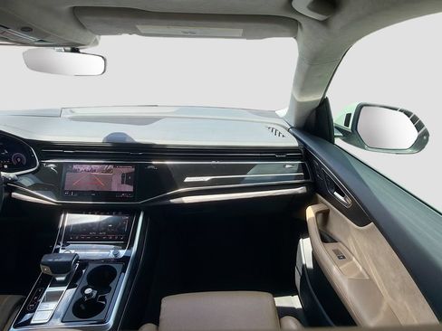 Used 2019 Audi Q8 Prestige AWD/4WD image 18