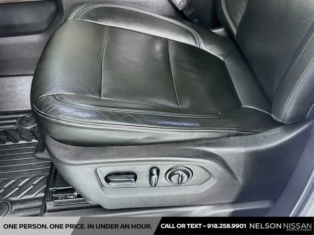 Used 2020 Chevrolet Silverado 1500 LT Trail Boss AWD/4WD image 19