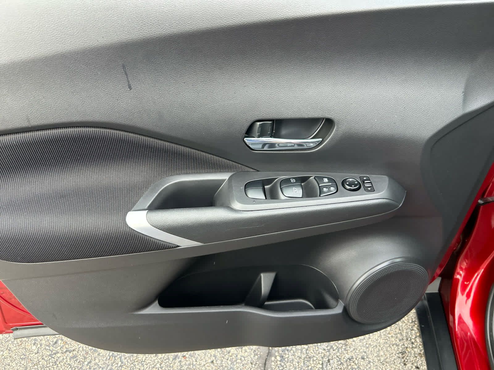 Used 2021 Nissan Kicks SV FWD image 10