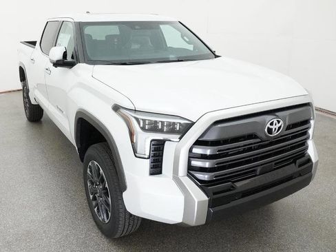 New 2026 Toyota Tundra Limited AWD/4WD image 17