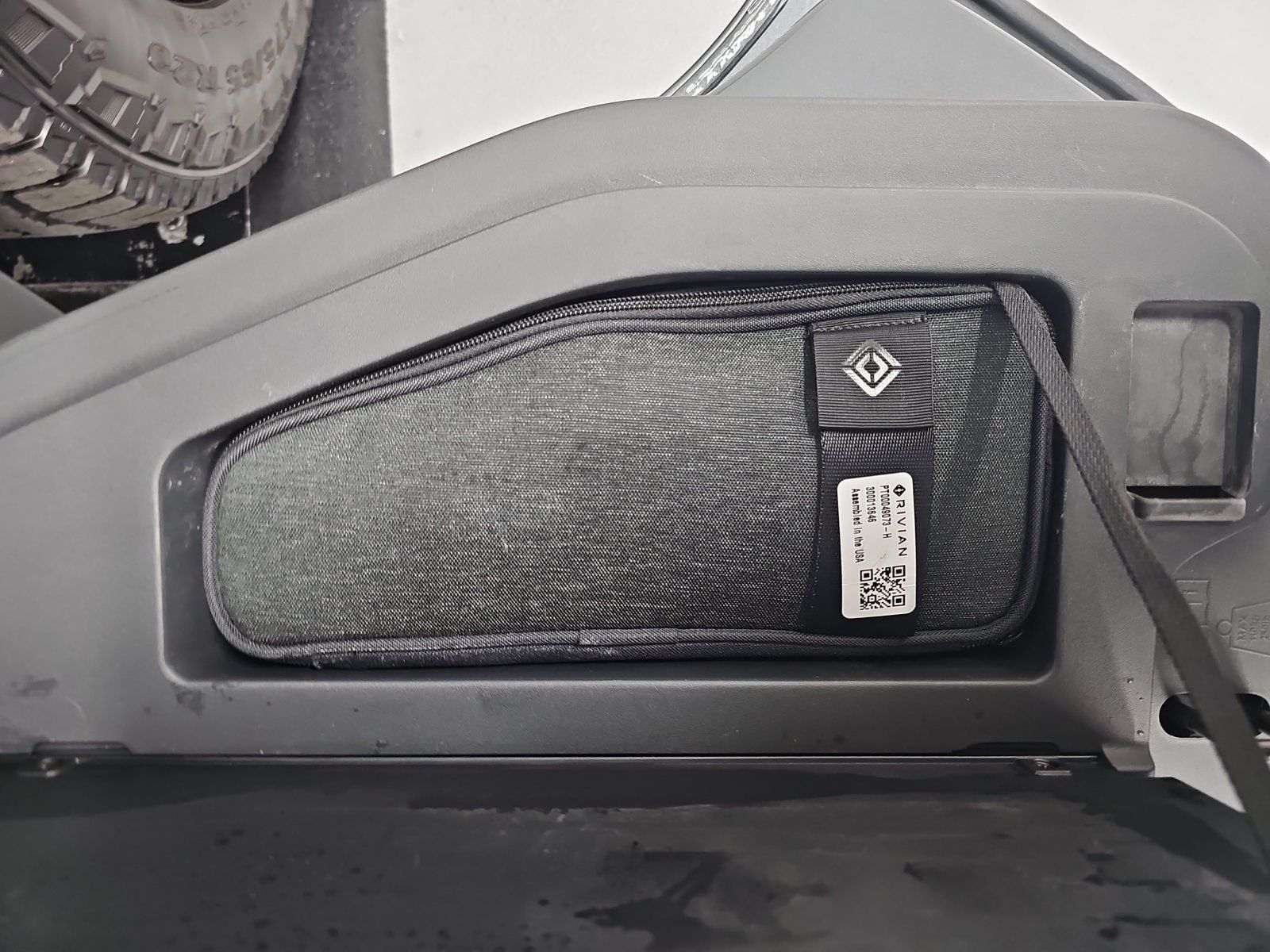 Used 2022 Rivian R1T Launch Edition AWD/4WD image 32