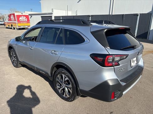 Used 2022 Subaru Outback Limited w/ Popular Package #2 image 5